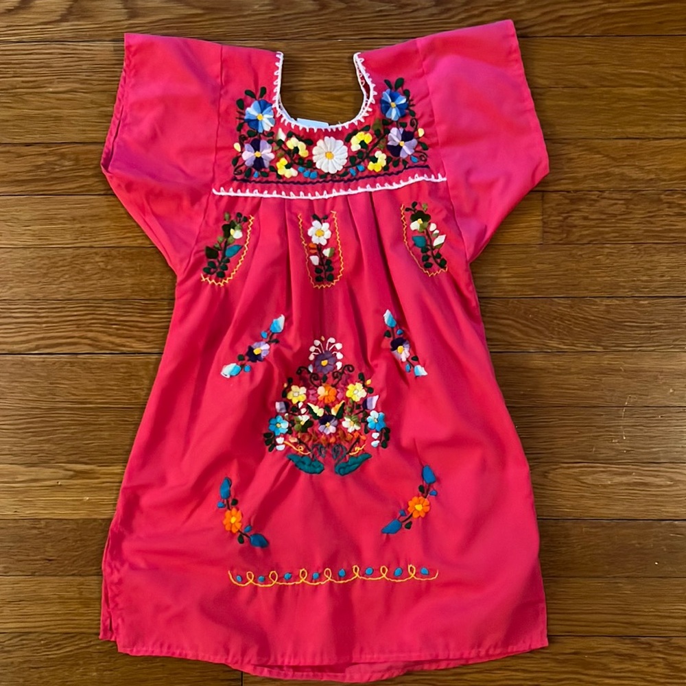 Girl’s Mexican Dress Fuschia size 6